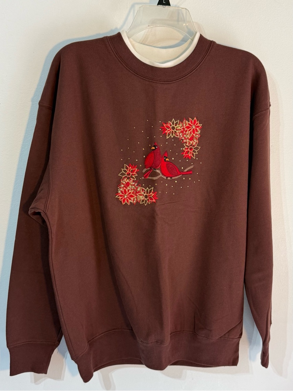 Crewneck Sweatshirt with Red Cardinal fall holiday Motif size large